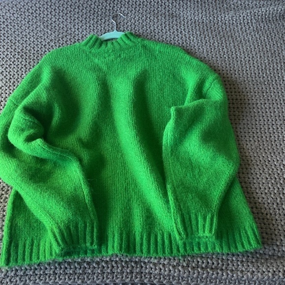 Revolve Pistola Carlen Mock Neck Sweater in Fern - Picture 5 of 7